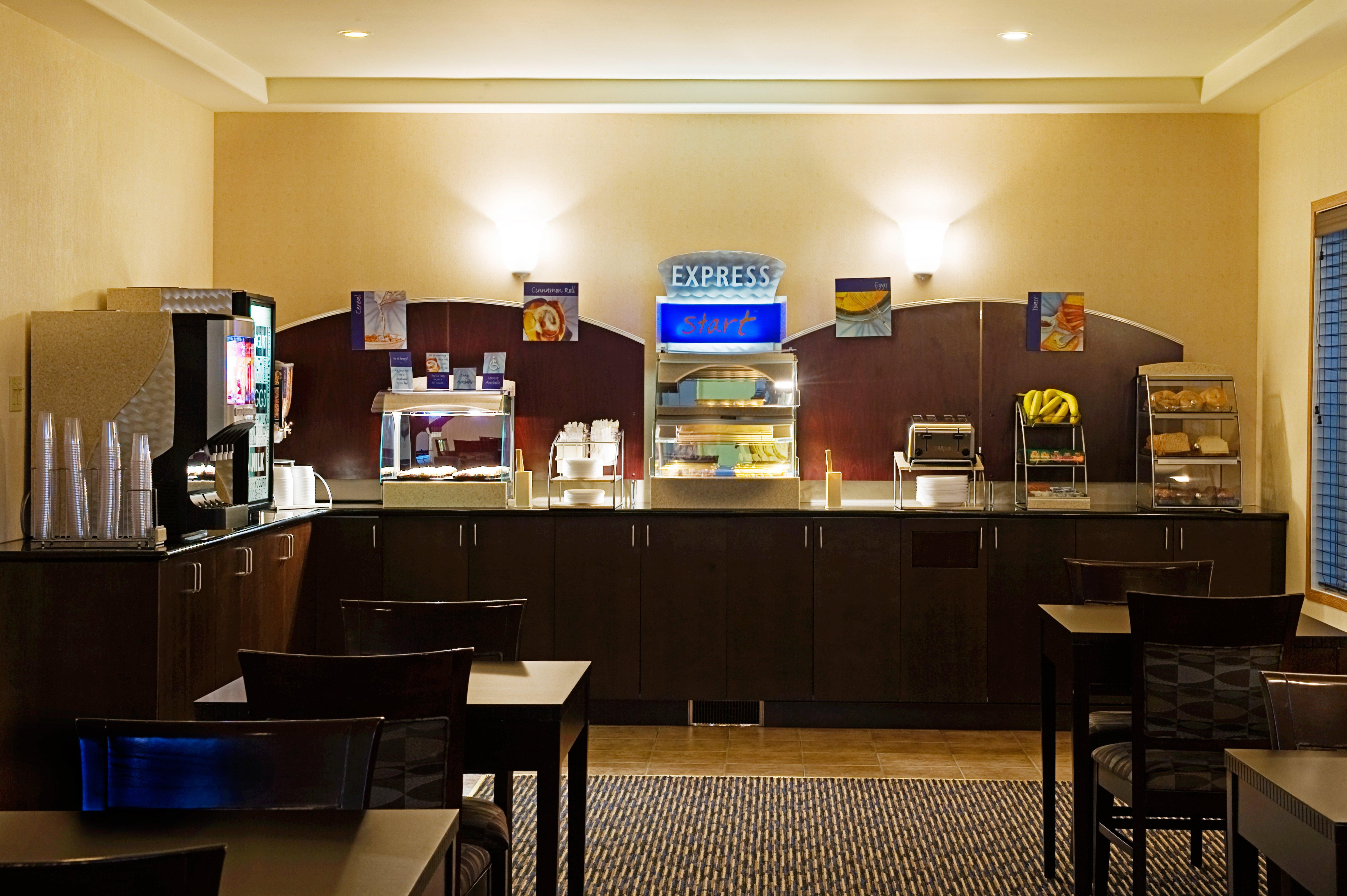 Holiday Inn Express & Suites-Regina-South By Ihg Buitenkant foto