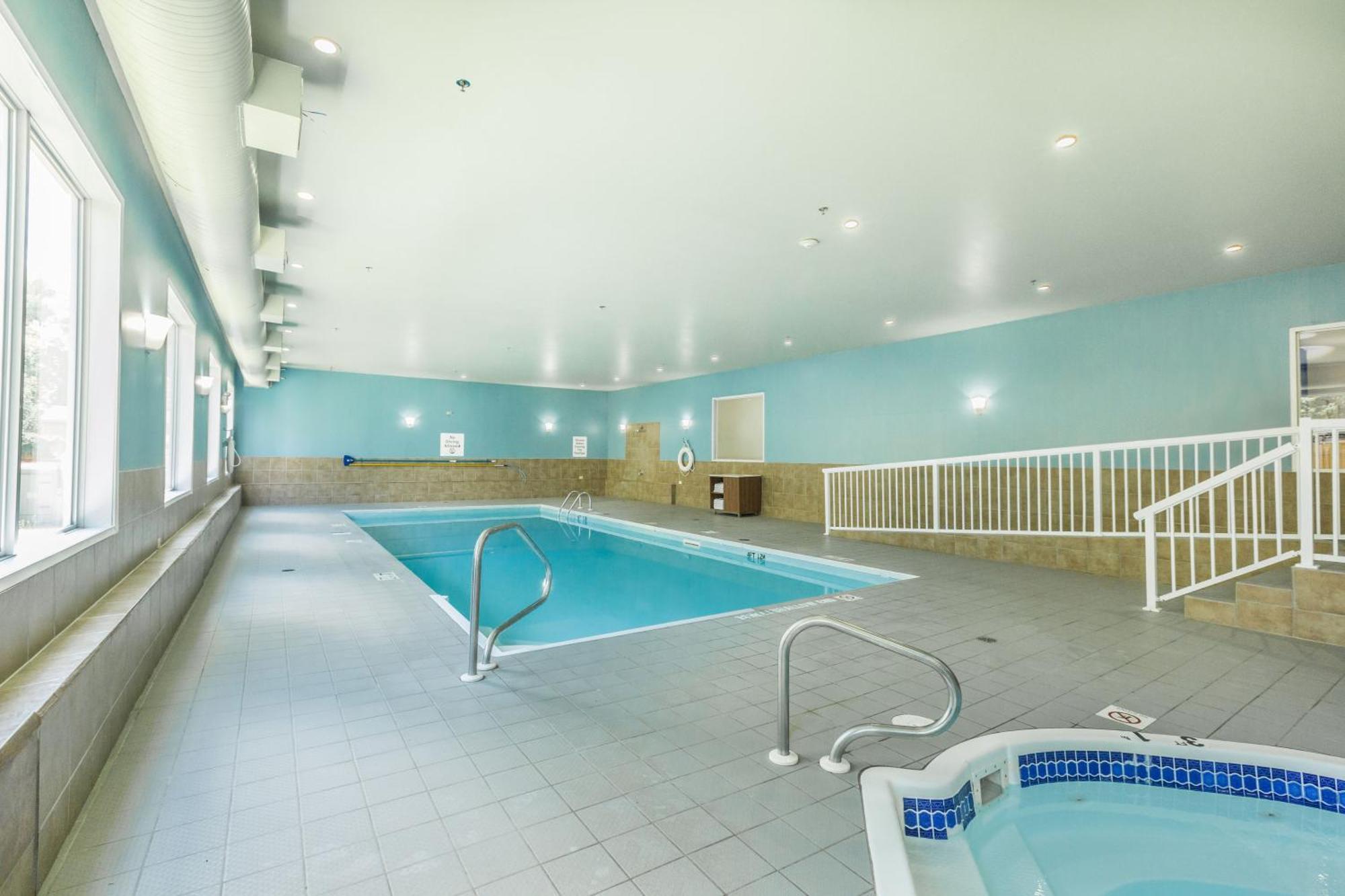 Holiday Inn Express & Suites-Regina-South By Ihg Buitenkant foto