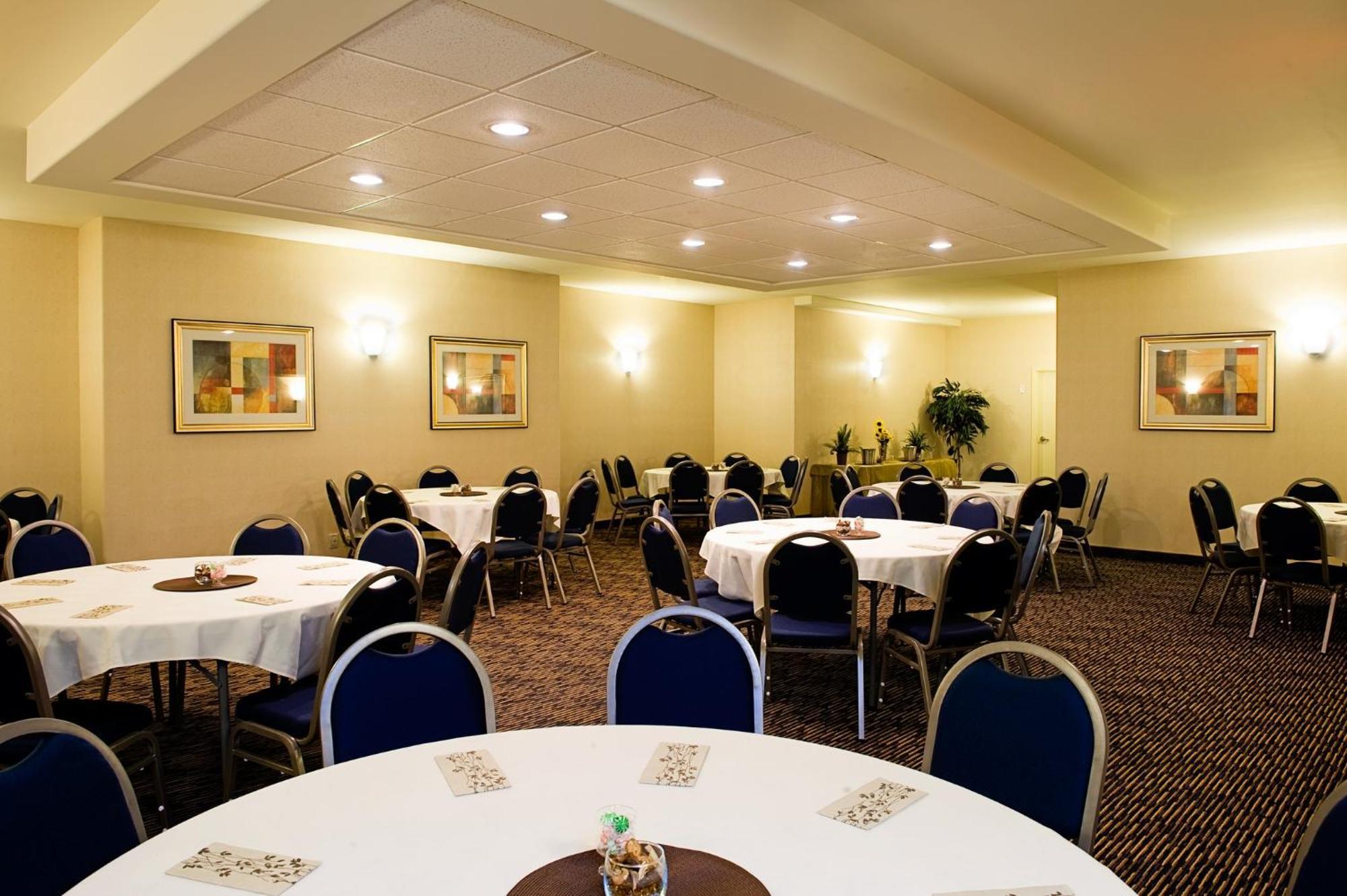 Holiday Inn Express & Suites-Regina-South By Ihg Buitenkant foto