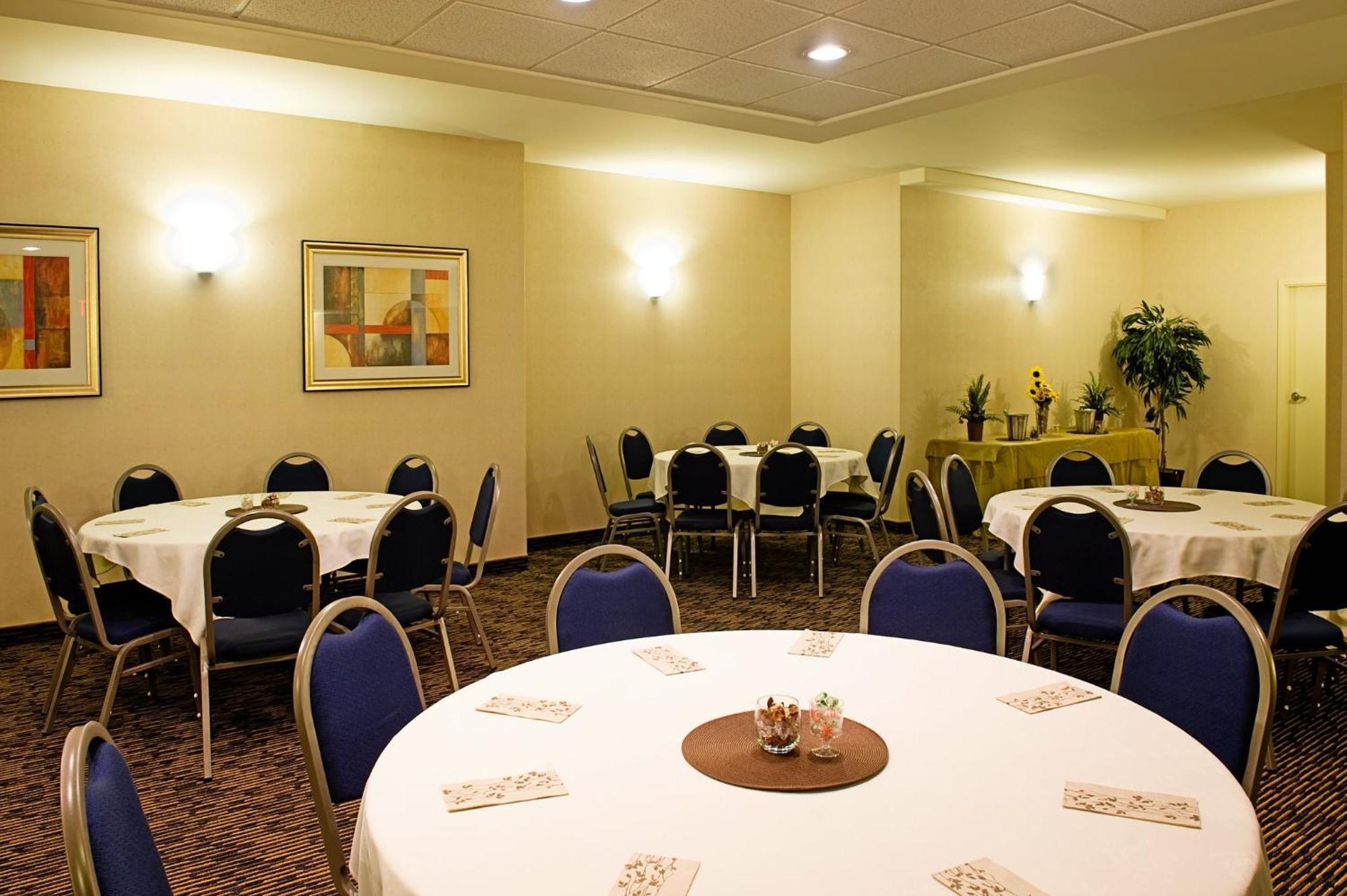 Holiday Inn Express & Suites-Regina-South By Ihg Buitenkant foto